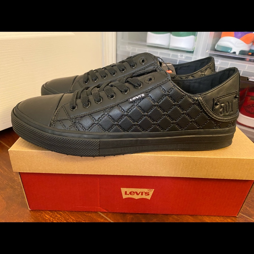 Levi shoes